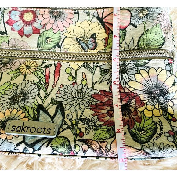 Sakroots Floral Crossbody Bag with ID Lanyard and Bee Keychain Boho Purse - Picture 10 of 15